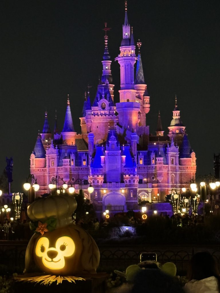 Shanghai with Kids is made easier by visiting Disneyland Shanghai